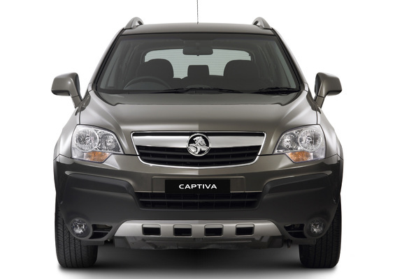 Holden Captiva MaXX 2006–10 images