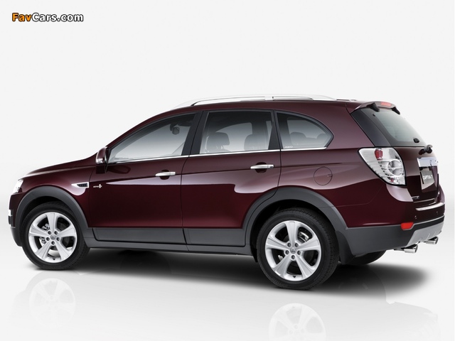 Holden Captiva 7 2010 images (640 x 480)