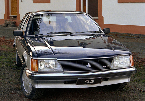 Holden VH Commodore SL/E 1981–84 pictures