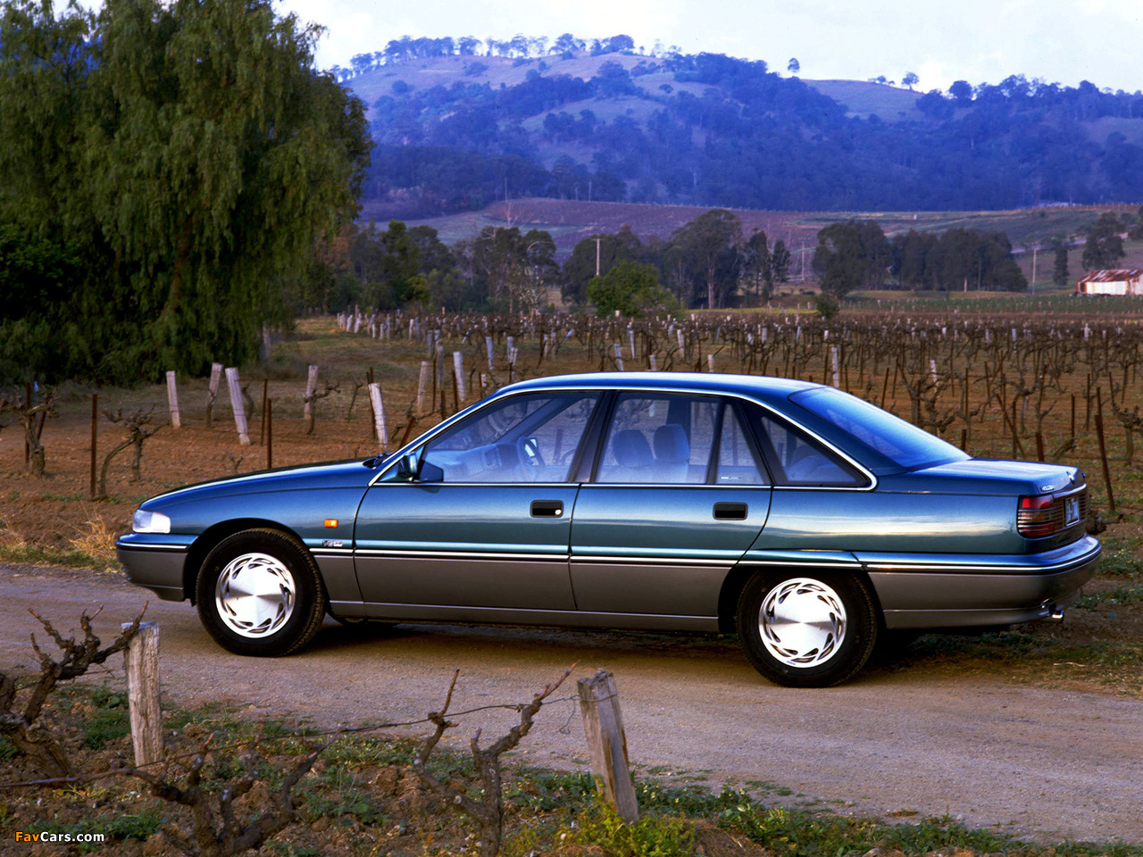 Holden VN Commodore 1988–91 photos (1280 x 960)