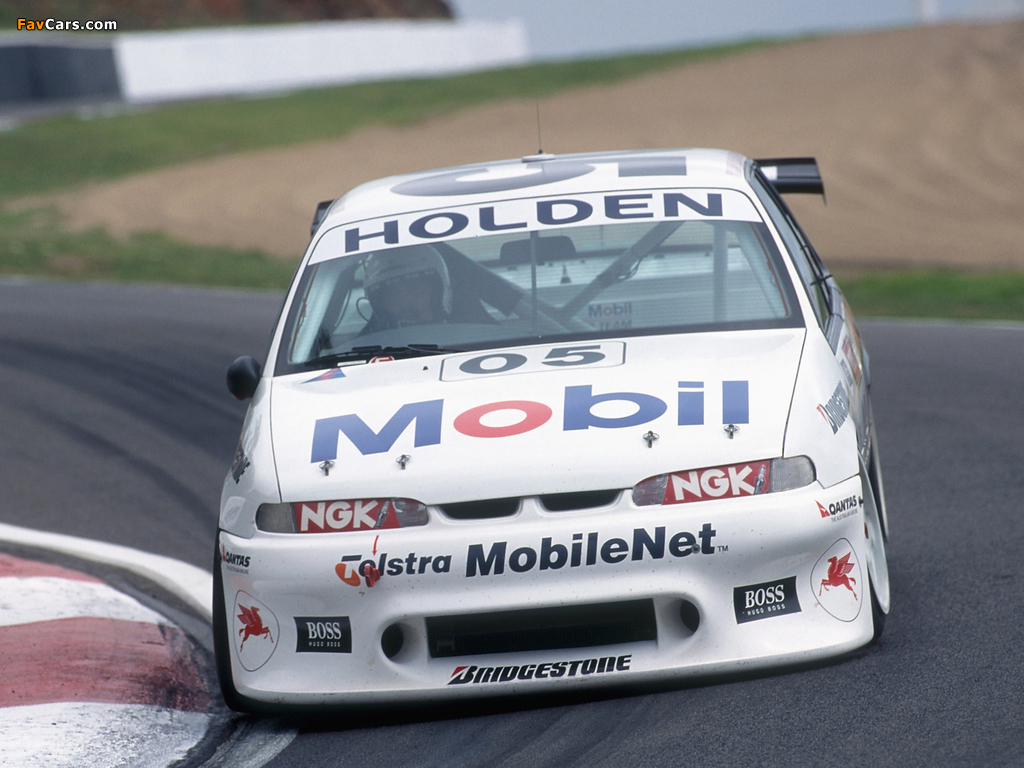 Holden VR Commodore Group 3A Touring Car 1993–95 photos (1024 x 768)