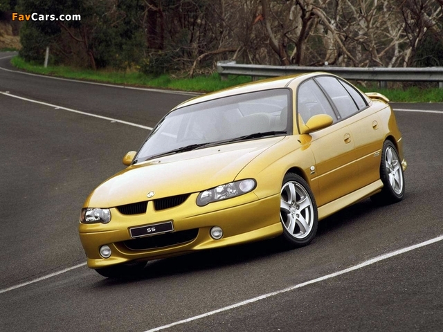 Holden VX Commodore SS 2000–02 wallpapers (640 x 480)