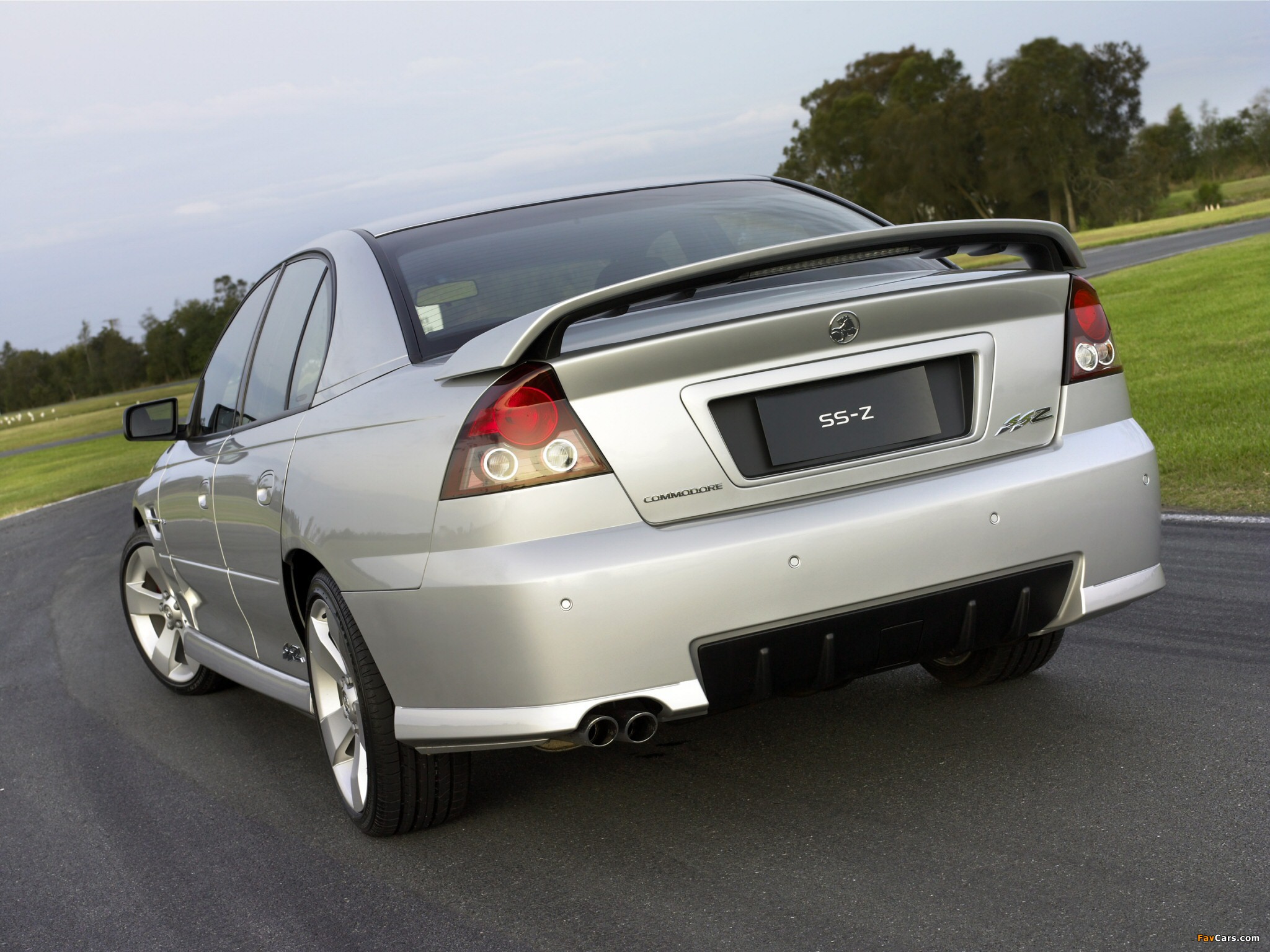 Holden Commodore SS-Z (VZ) 2005–06 wallpapers (2048 x 1536)