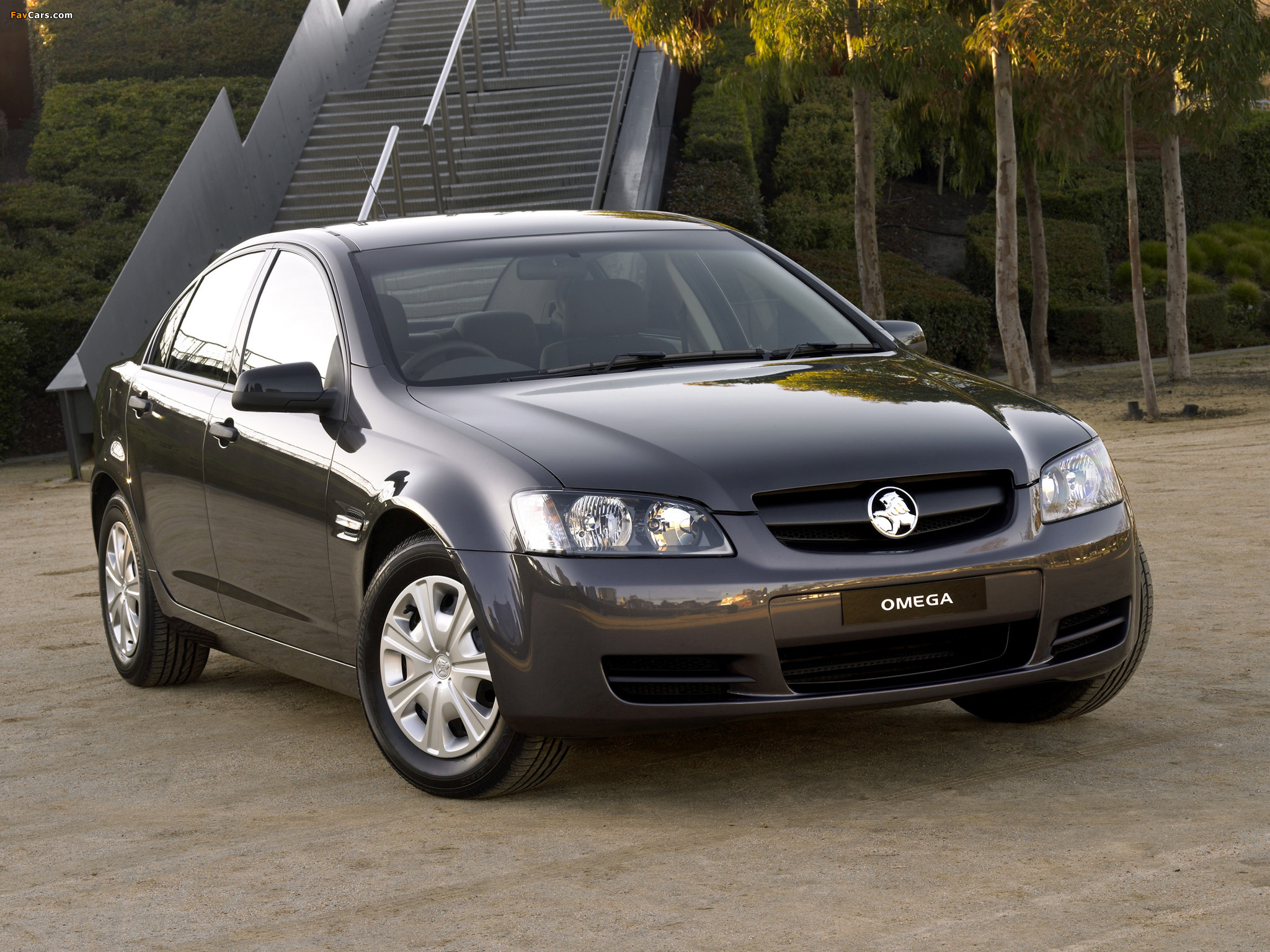 Holden VE Commodore Omega 2006–10 pictures (2048 x 1536)