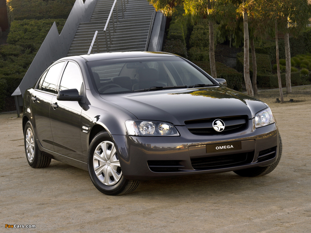 Holden VE Commodore Omega 2006–10 pictures (1024 x 768)