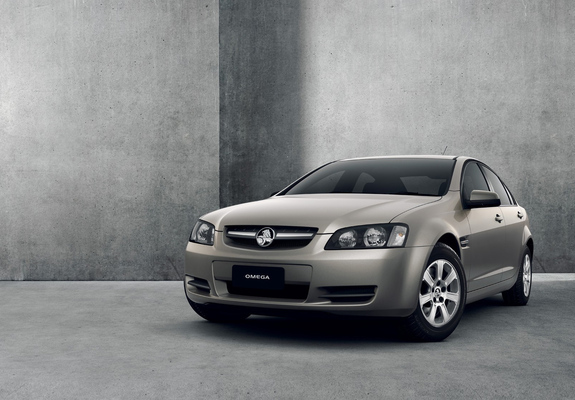 Holden VE Commodore Omega 2006–10 pictures