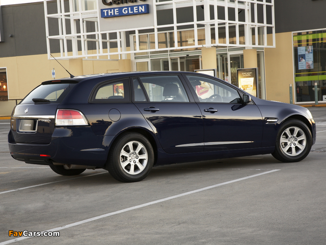 Holden Commodore Omega Sportwagon (VE) 2008–10 photos (640 x 480)