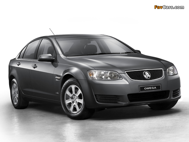 Holden Commodore Omega (VE Series II) 2010–13 pictures (640 x 480)