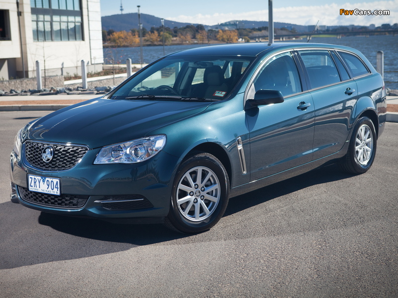 Holden Commodore Evoke Sportwagon (VF) 2013 photos (800 x 600)