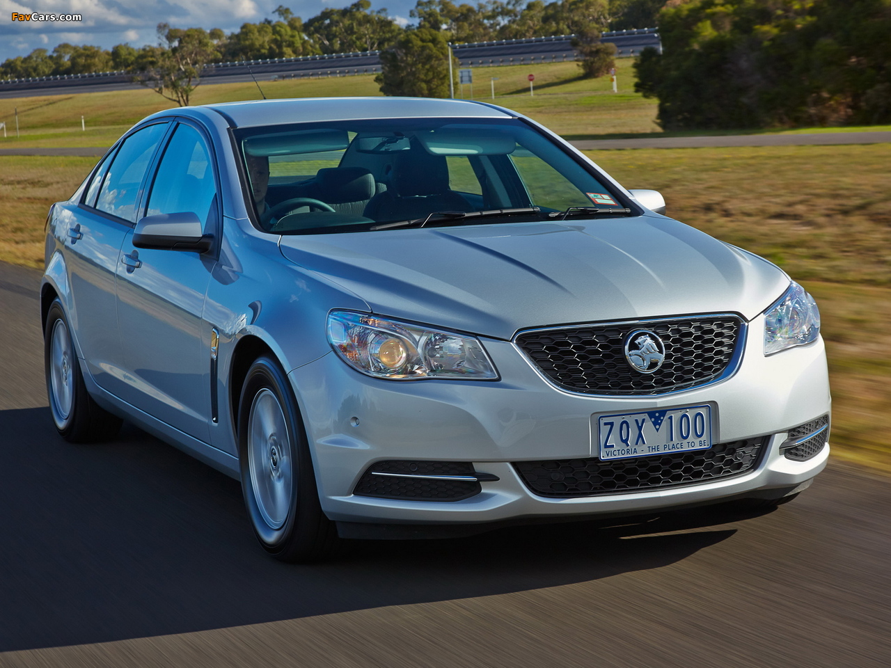 Holden Commodore Evoke (VF) 2013 pictures (1280 x 960)