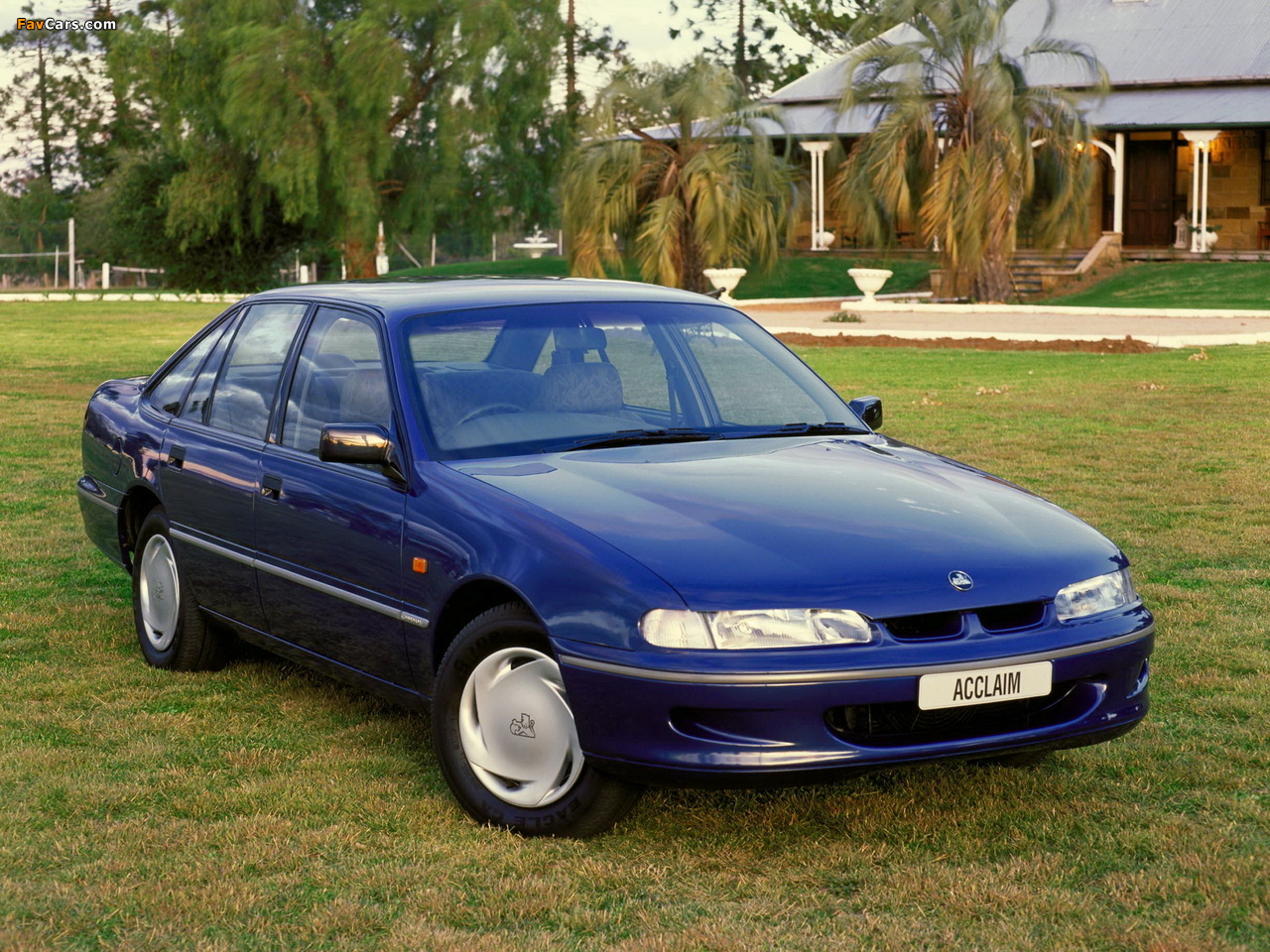 Images of Holden VR Commodore Acclaim 1993–95 (1280 x 960)