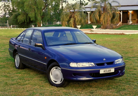 Images of Holden VR Commodore Acclaim 1993–95