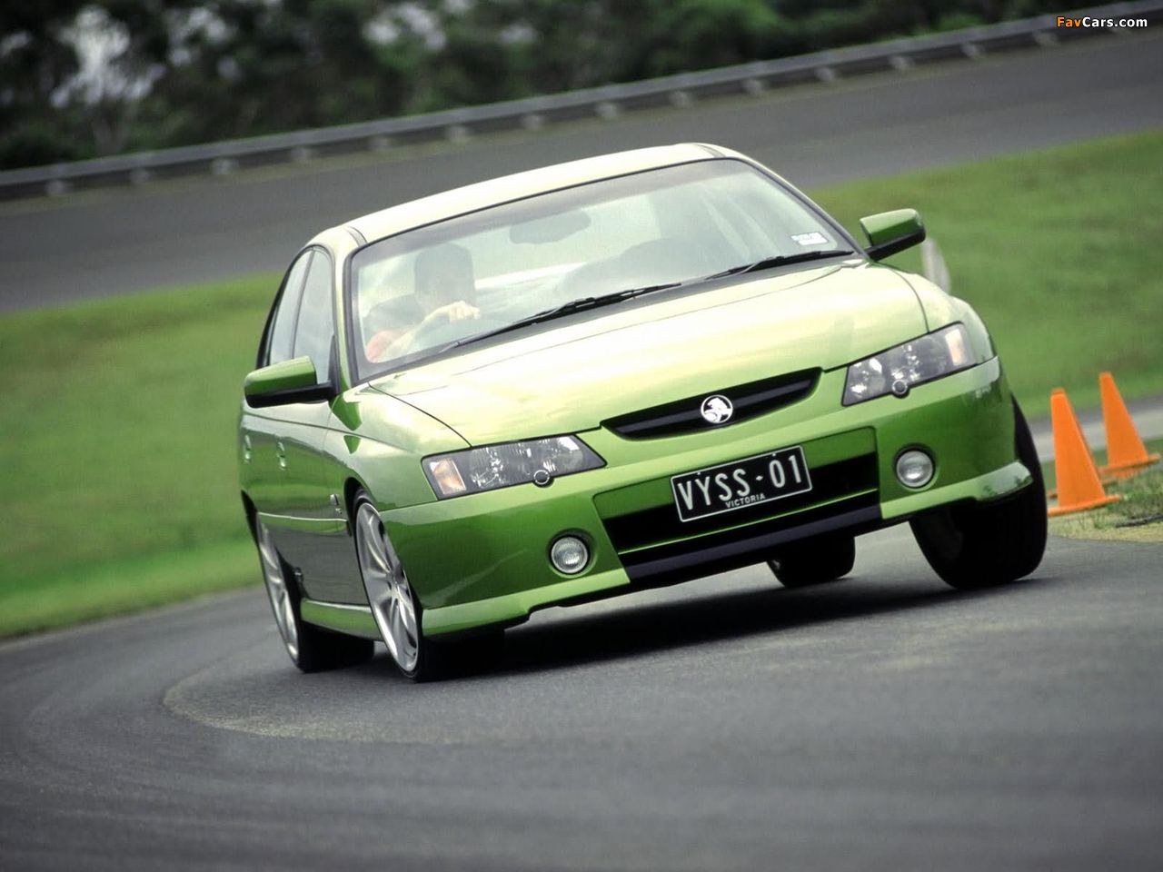 Images of Holden VY Commodore SS 2002–04 (1280 x 960)
