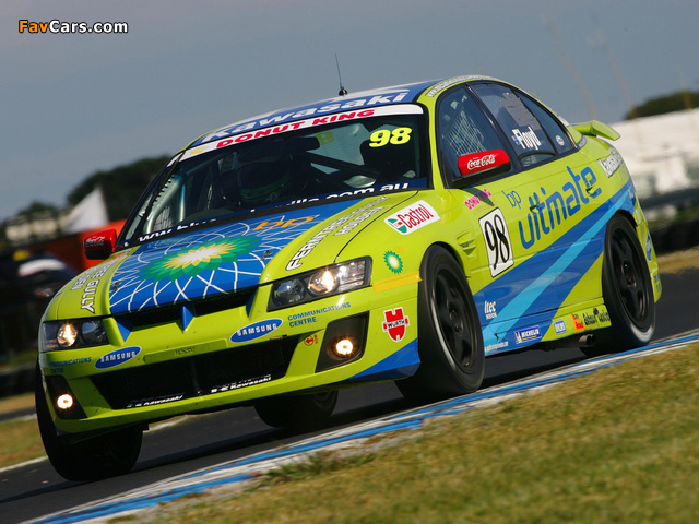 Images of Holden VZ Commodore V8 Supercar 2005–06 (640 x 480)