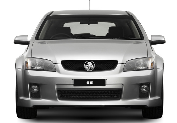 Images of Holden Commodore SS Sportwagon (VE) 2008–10