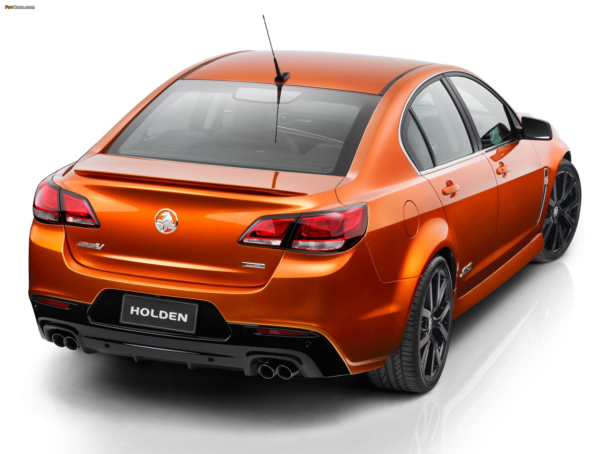 Images of Holden Commodore SS V (VF) 2013 (2048 x 1536)