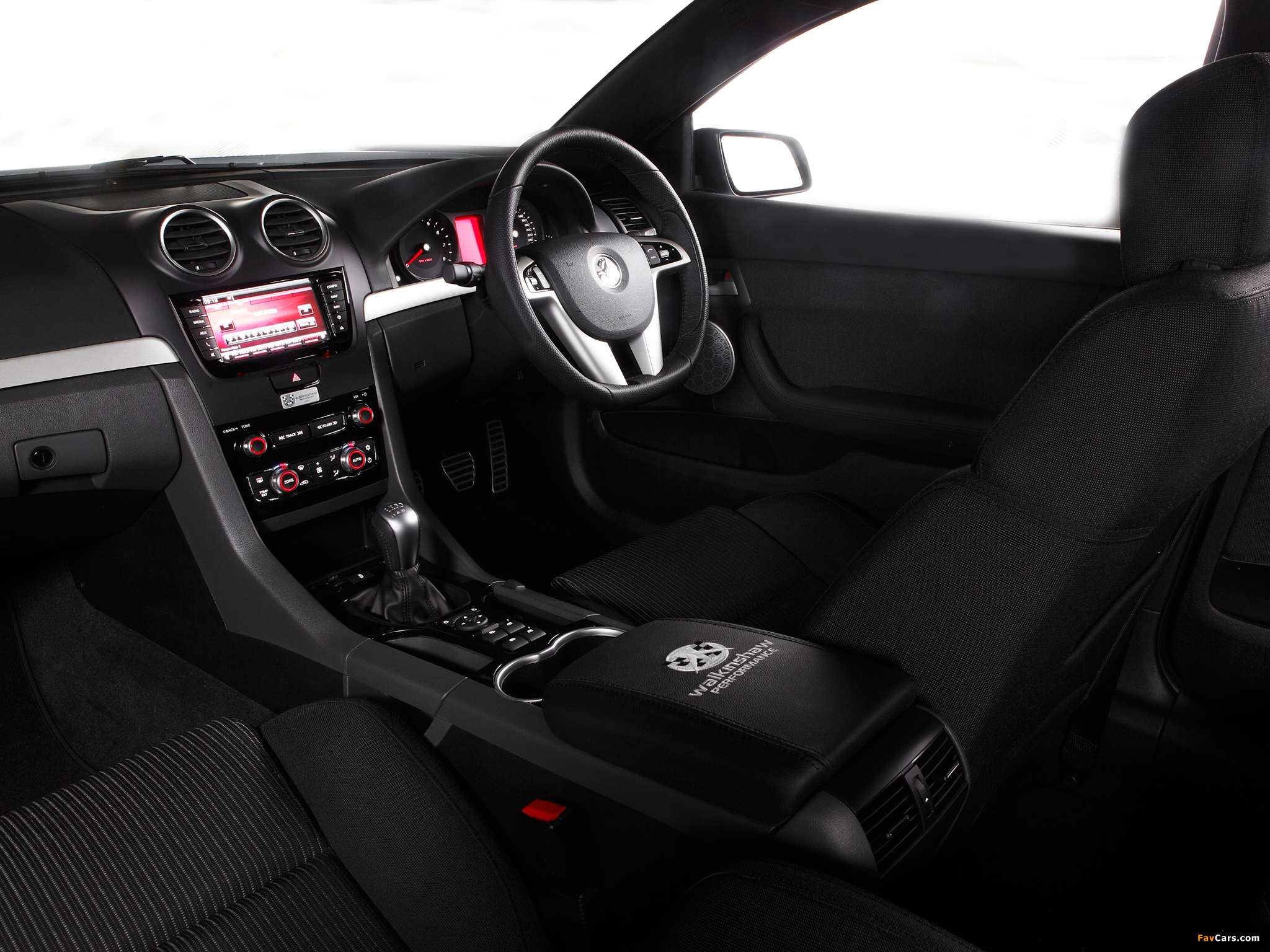 Photos of Walkinshaw Performance Holden Commodore SS (VE) 2010 (2048 x 1536)