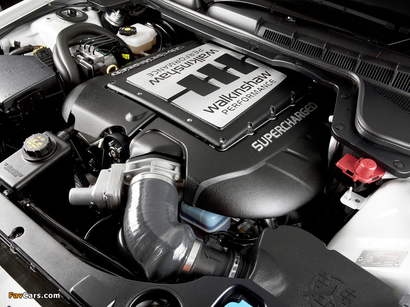 Photos of Walkinshaw Performance Holden Commodore SuperUte (VE) 2011 (800 x 600)