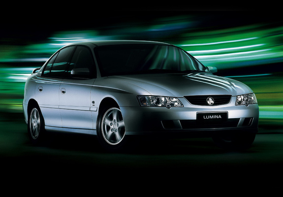 Pictures of Holden Commodore Lumina (VY) 2002–04