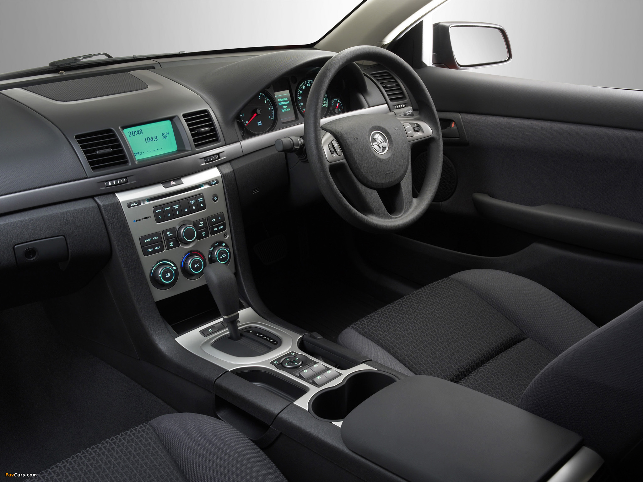 Pictures of Holden VE Commodore Omega 2006–10 (2048 x 1536)
