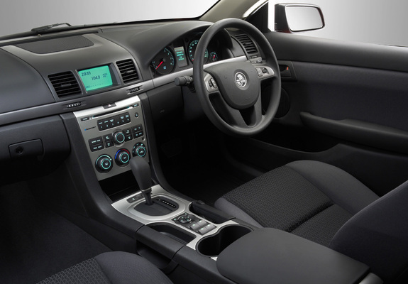 Pictures of Holden VE Commodore Omega 2006–10