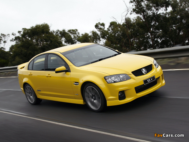 Pictures of Holden Commodore SS V (VE Series II) 2010–13 (640 x 480)