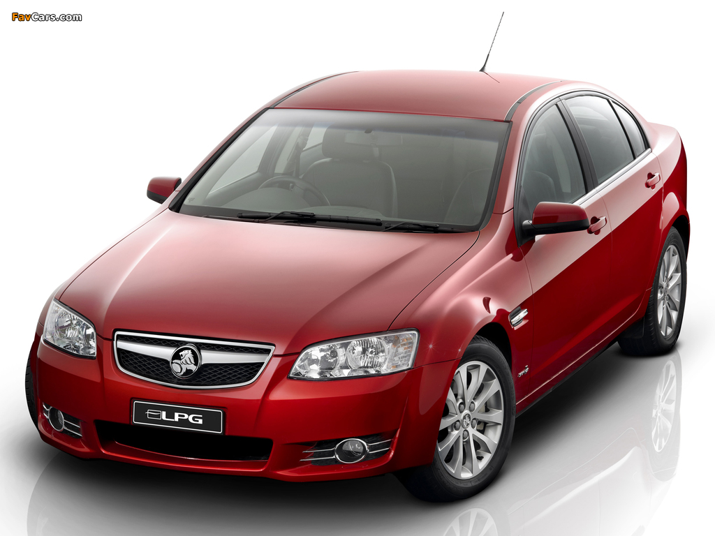 Pictures of Holden Commodore Omega LPG (VE Series II) 2012–13 (1024 x 768)