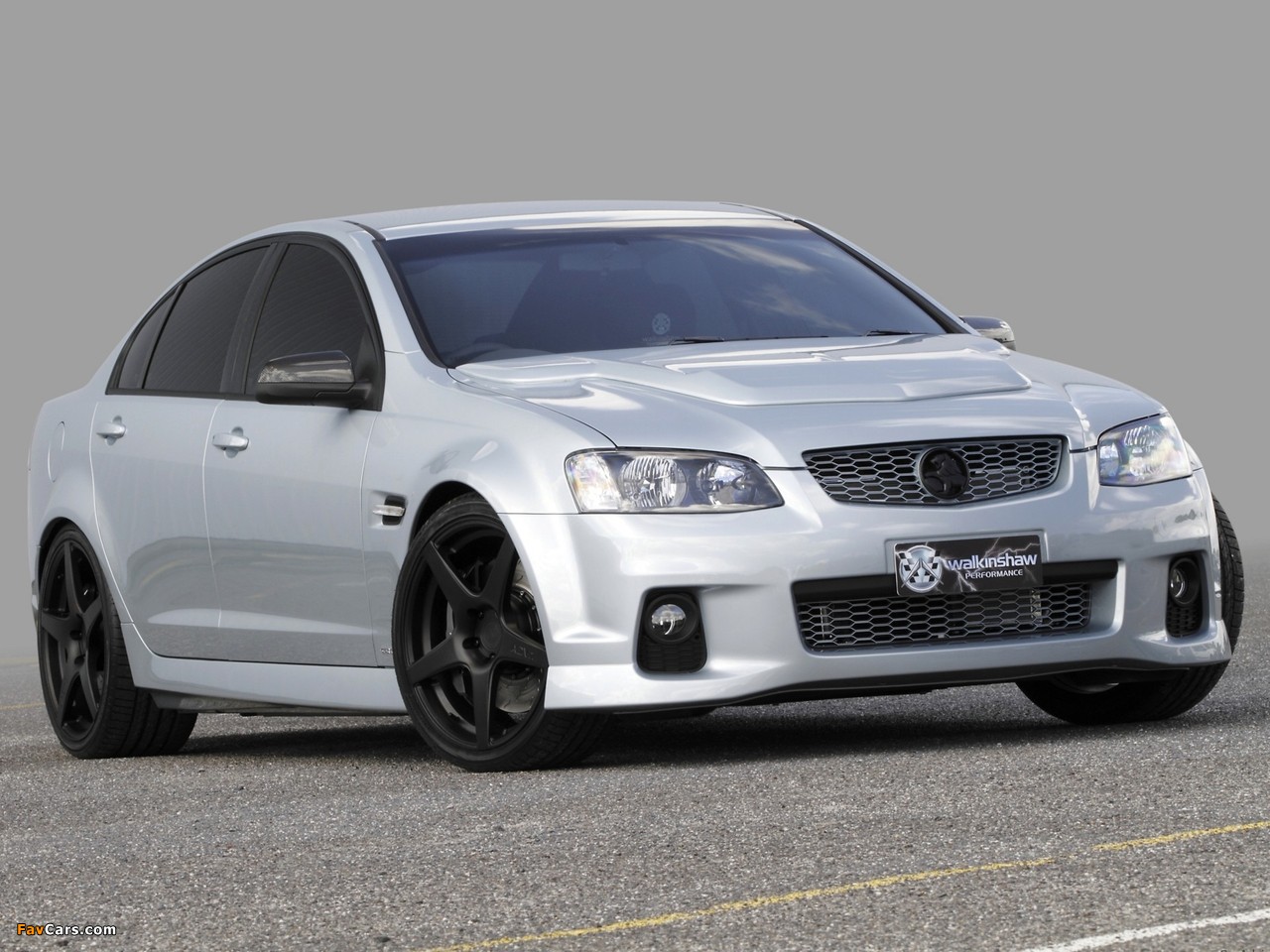 Walkinshaw Performance Holden Commodore SS (VE) 2010 wallpapers (1280 x 960)
