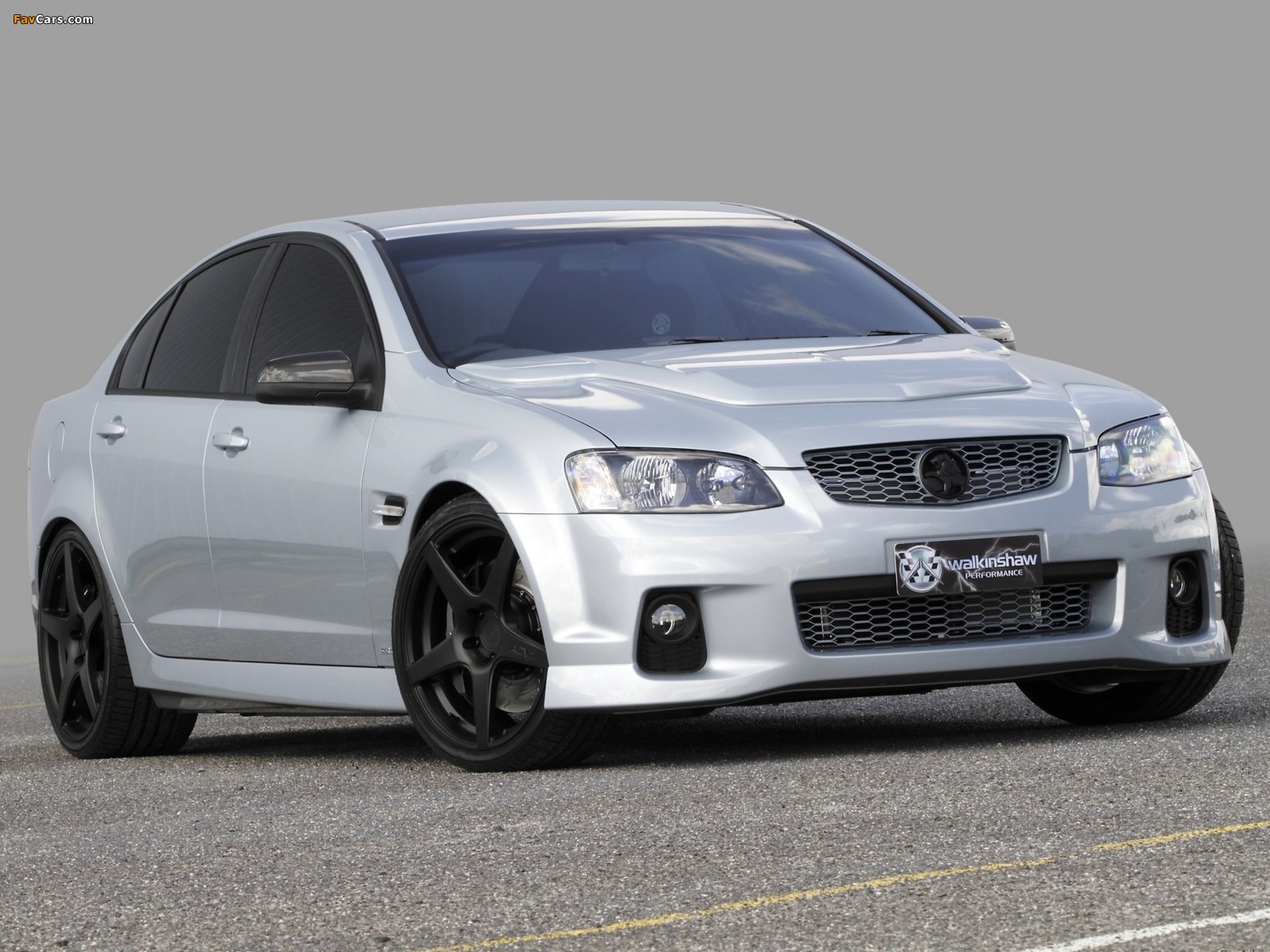 Walkinshaw Performance Holden Commodore SS (VE) 2010 wallpapers (1600 x 1200)