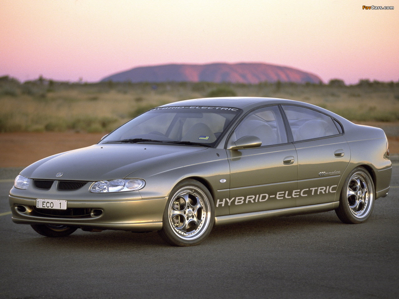 Holden ECOmmodore Concept 2000 wallpapers (1280 x 960)