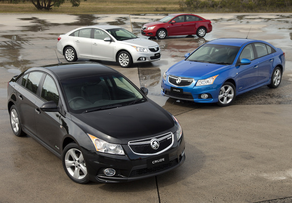 Holden Cruze images