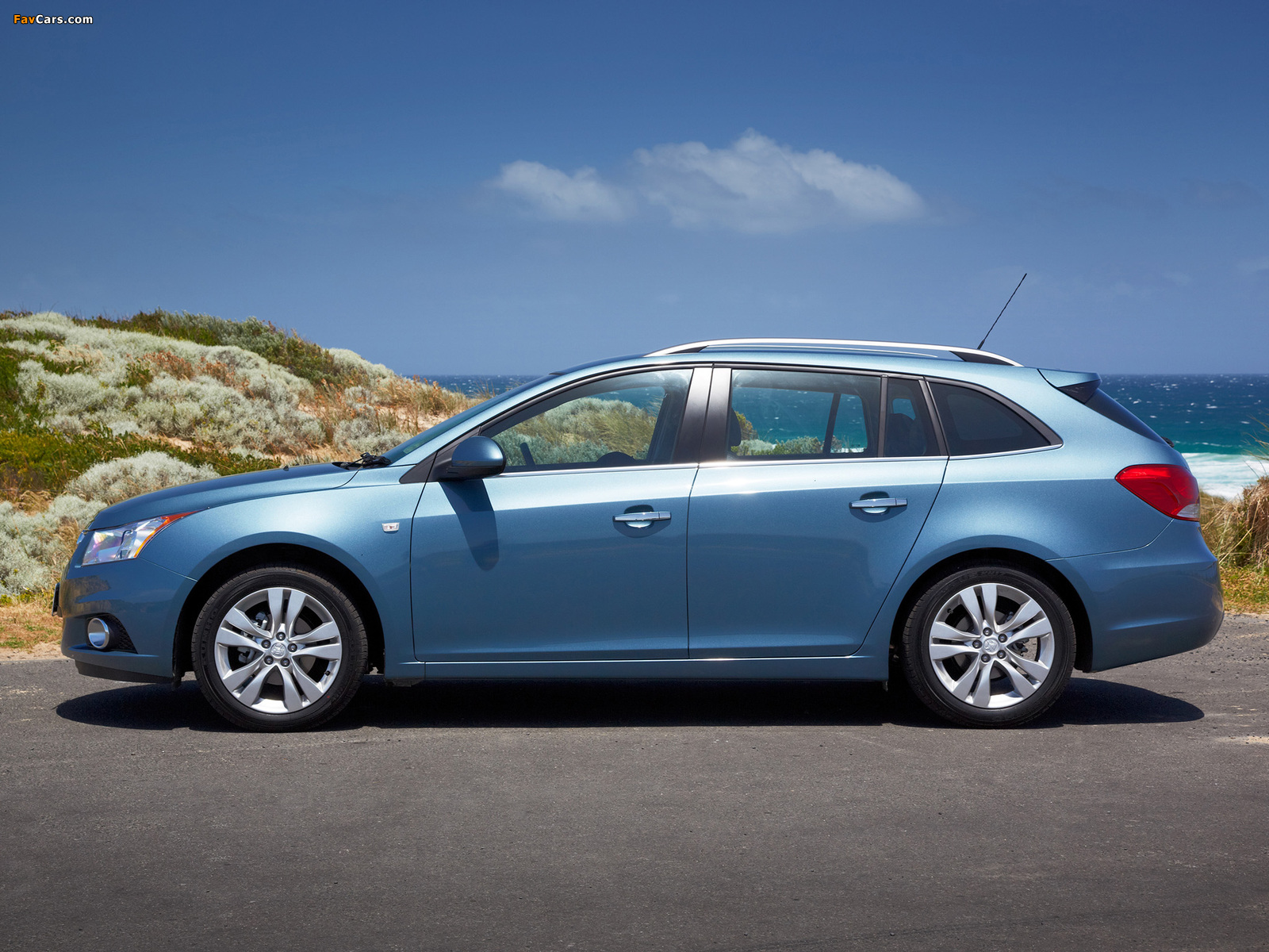 Pictures of Holden Cruze Sportwagon (JH) 2012 (1600 x 1200)
