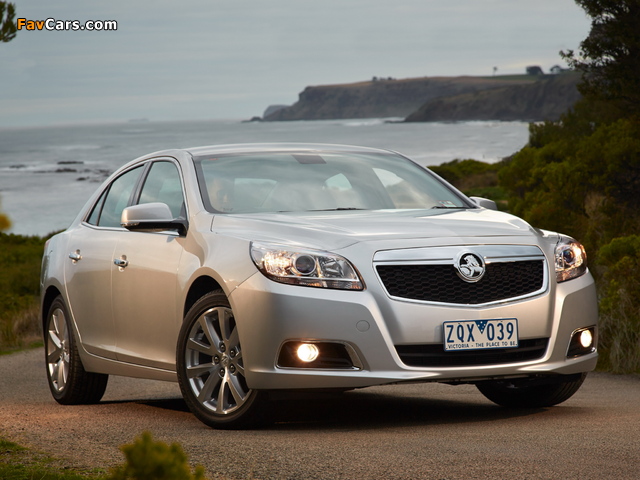 Holden Malibu CDX 2013 images (640 x 480)