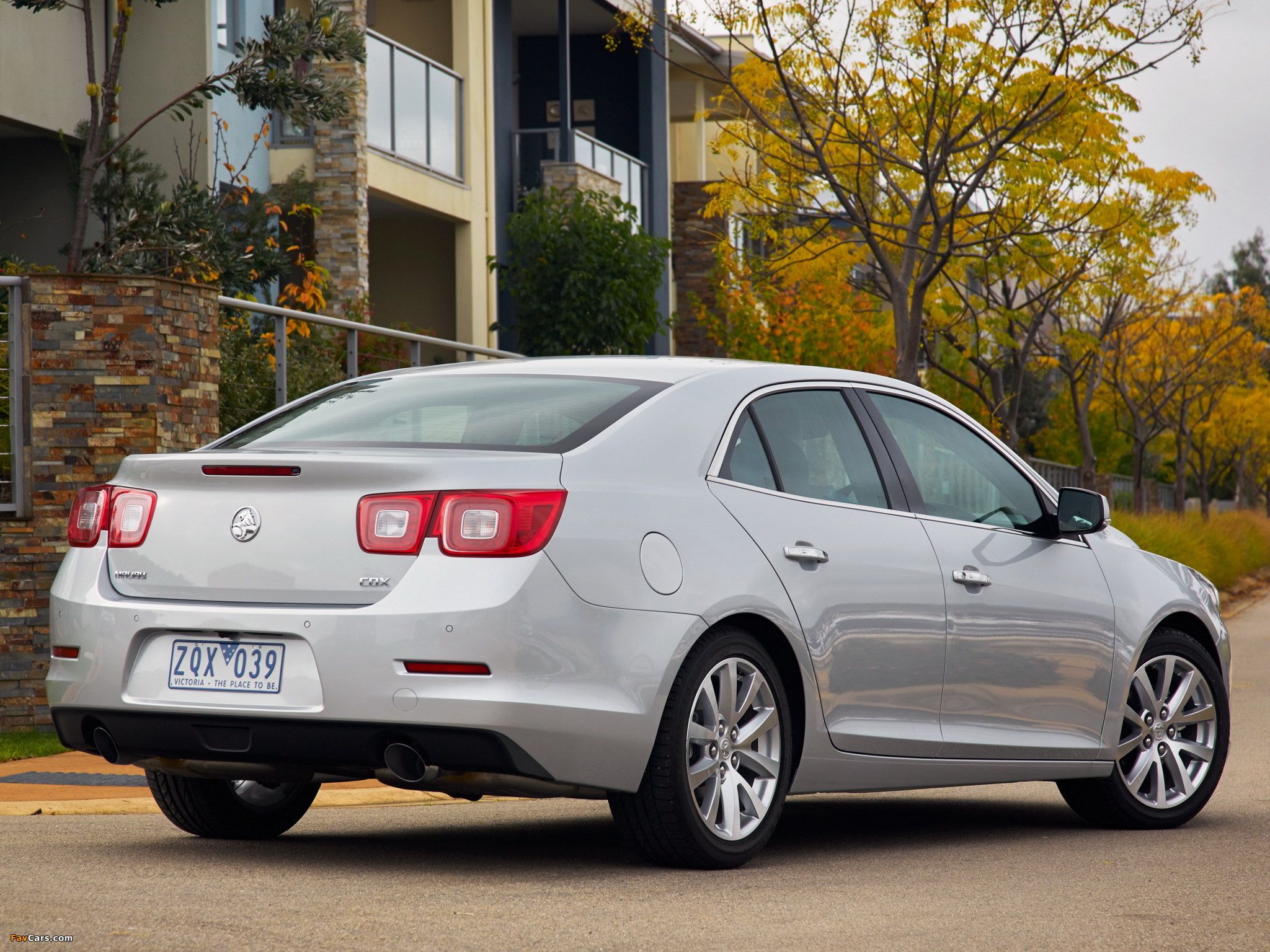 Holden Malibu CDX 2013 images (2048 x 1536)