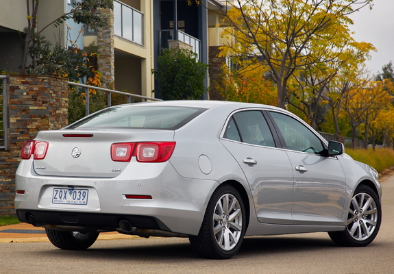 Holden Malibu CDX 2013 images