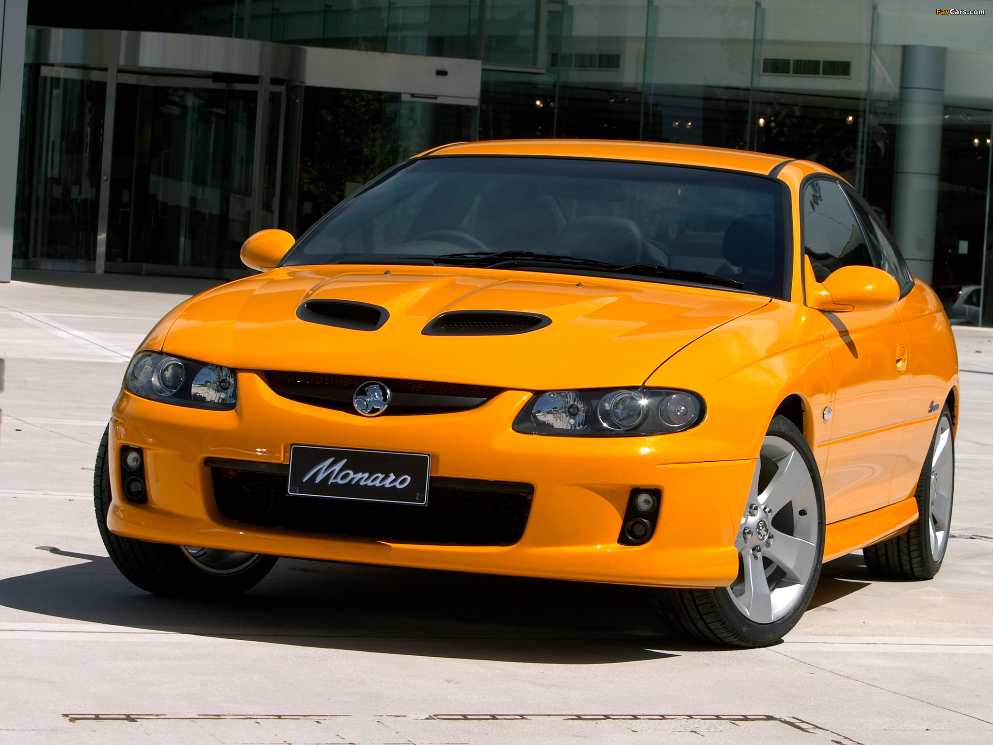 Photos of Holden Monaro CV8-Z Limited Edition 2005 (2048 x 1536)