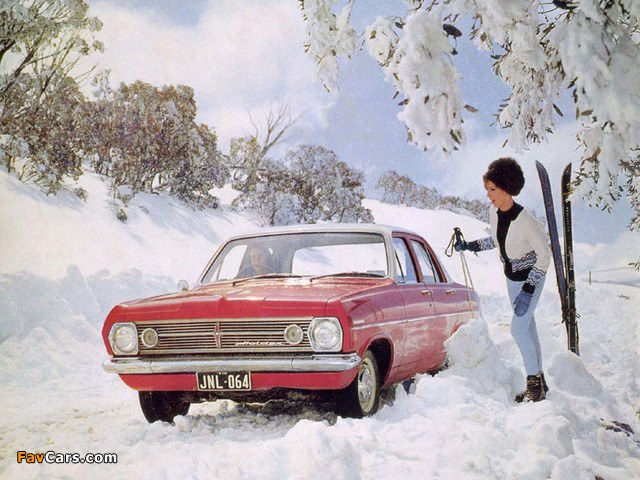 Holden HR Special Sedan 1966–68 photos (640 x 480)