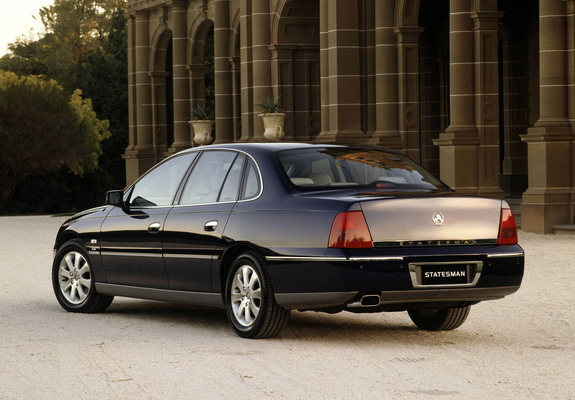 Pictures of Holden Statesman (WK) 2003–04