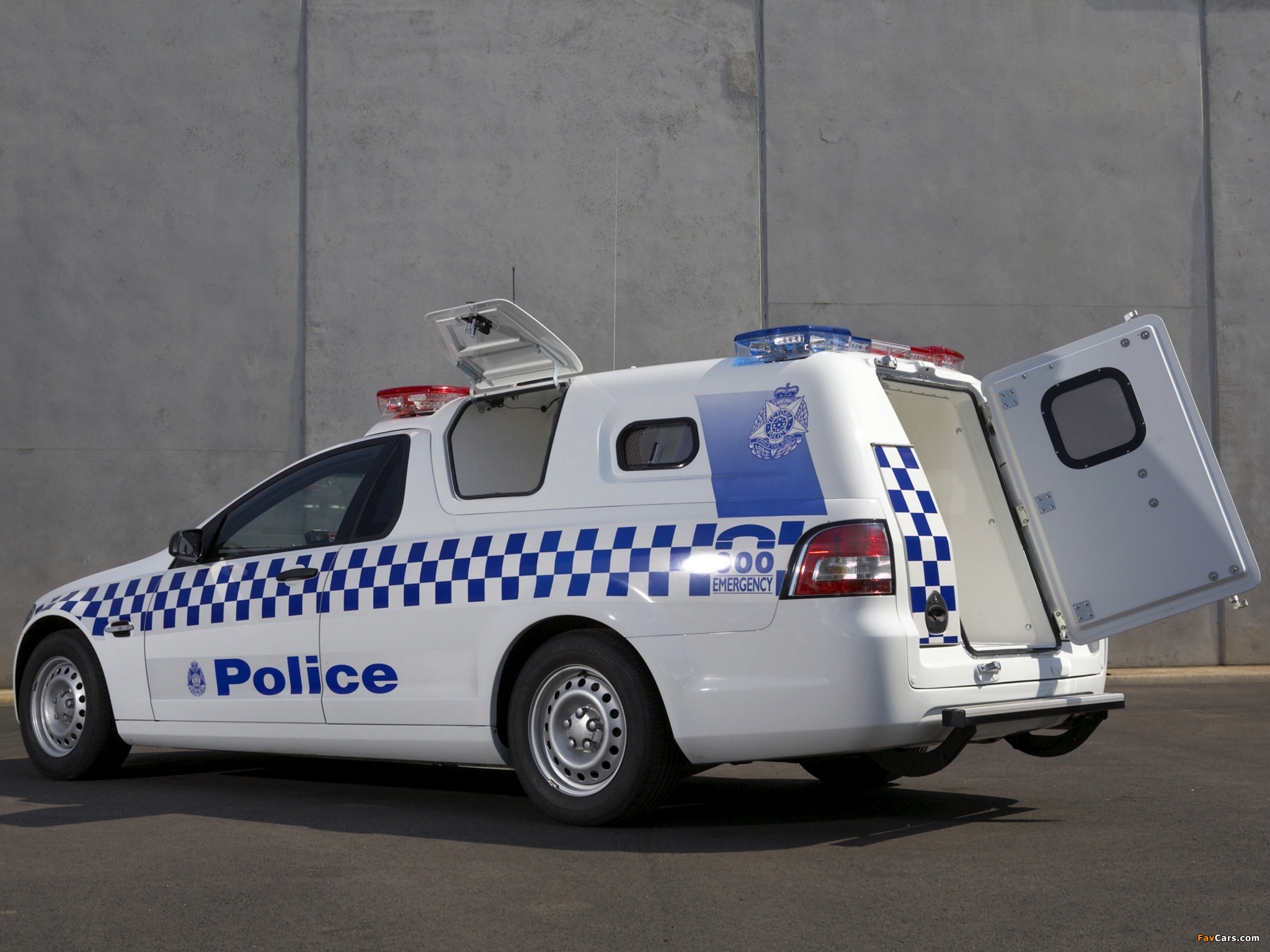 Images of Holden Omega Ute Police (VE) 2007–10 (2048 x 1536)