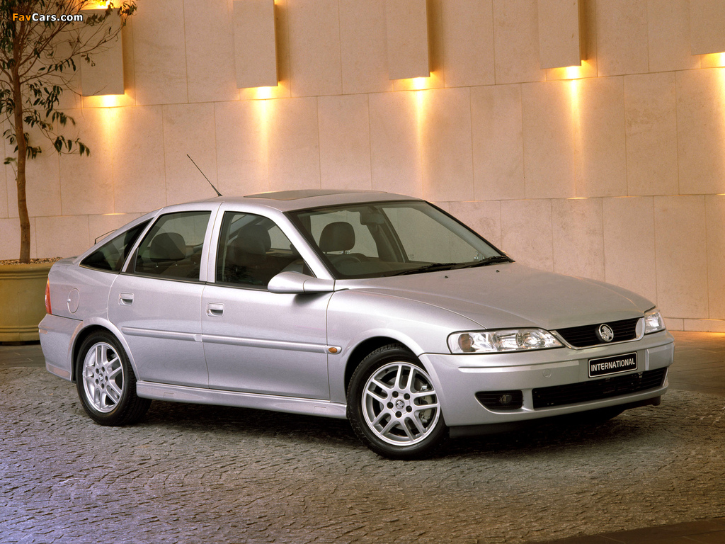 Holden Vectra Hatchback (JS) 1999–2003 pictures (1024 x 768)
