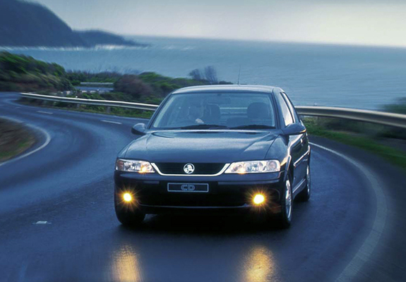 Images of Holden JS Vectra Sedan 1999–2003