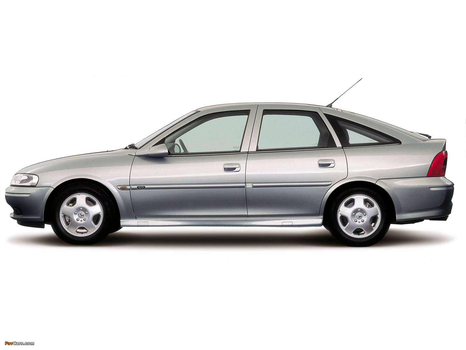 Holden Vectra Hatchback (JS) 1999–2003 wallpapers (1600 x 1200)
