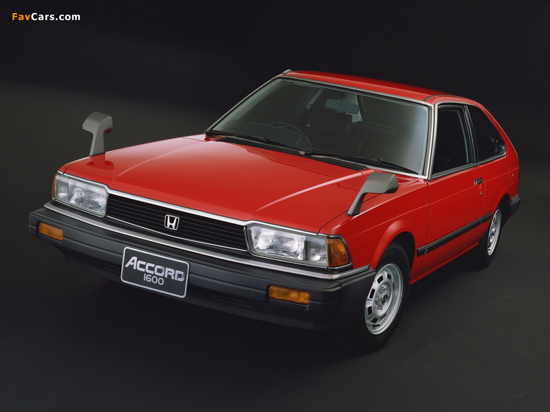Honda Accord Hatchback 1981–85 photos (800 x 600)