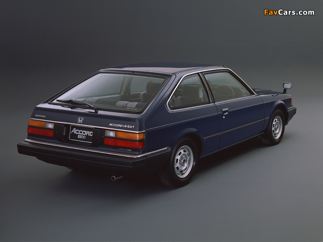 Honda Accord EX-T Hatchback 1982–85 photos (640 x 480)