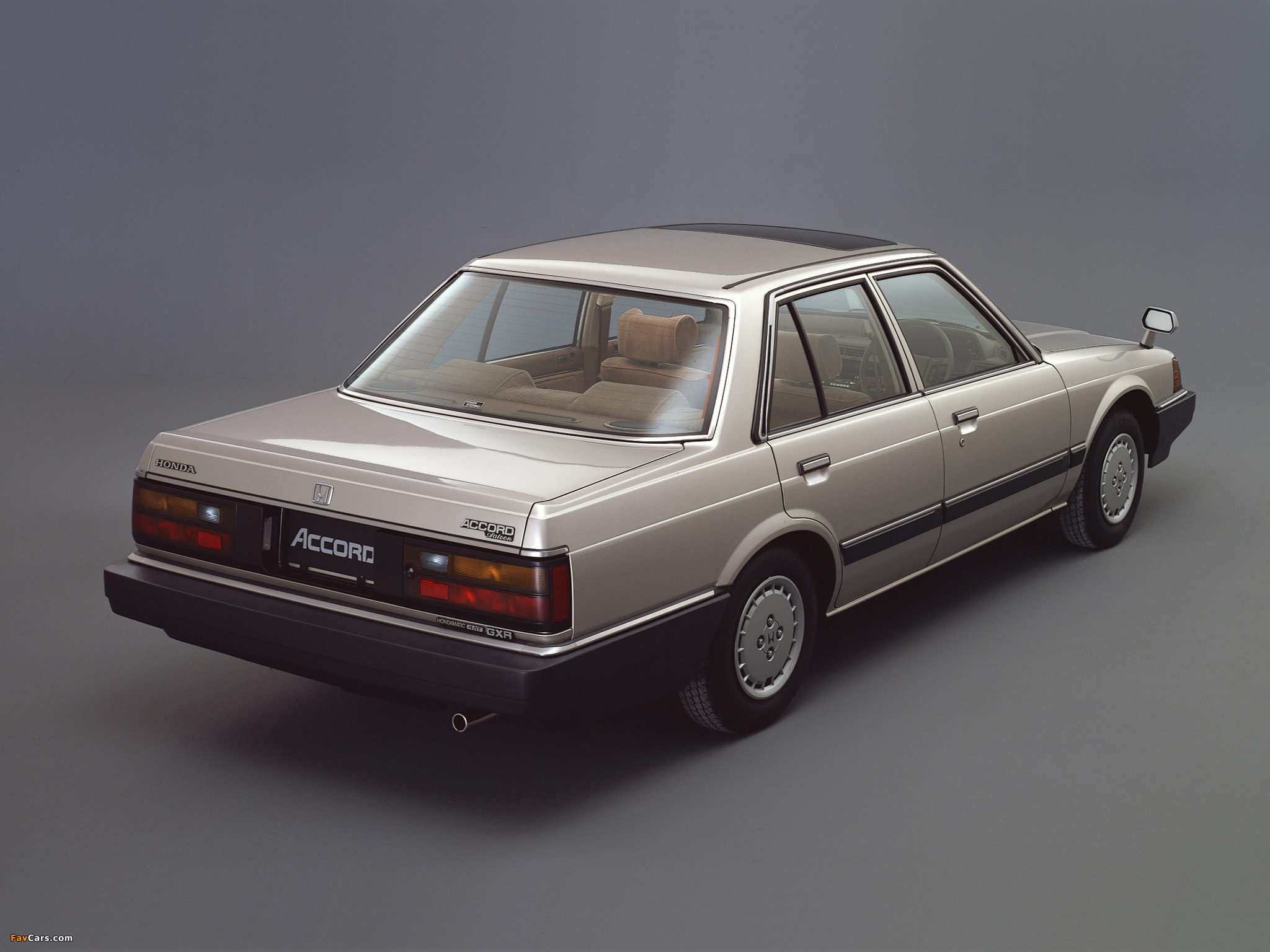 Honda Accord GXR Sedan 1983–85 images (2048 x 1536)