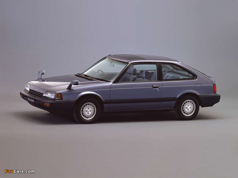 Honda Accord RXT Hatchback 1983–85 photos (800 x 600)