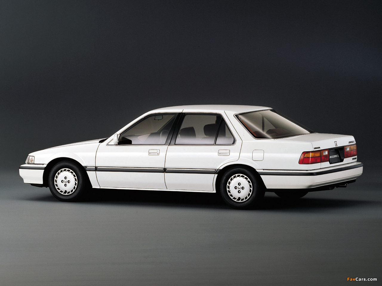 Honda Accord Sedan (CA) 1987–89 images (1280 x 960)
