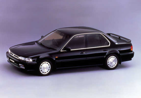 Honda Accord Sedan (CB) 1990–93 photos