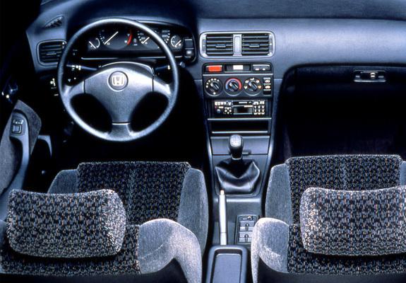 Honda Accord Sedan (CD) 1993–96 images