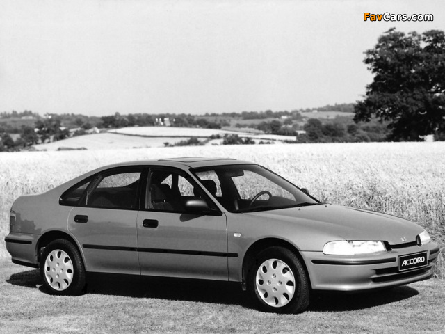 Honda Accord Sedan (CD) 1993–96 wallpapers (640 x 480)